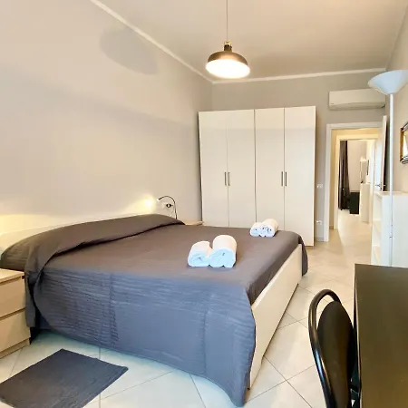 Gioberti Bright 3 Bedroom * Florence