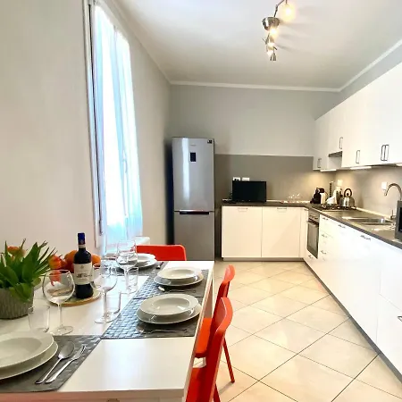 Gioberti Bright 3 Bedroom * Florence
